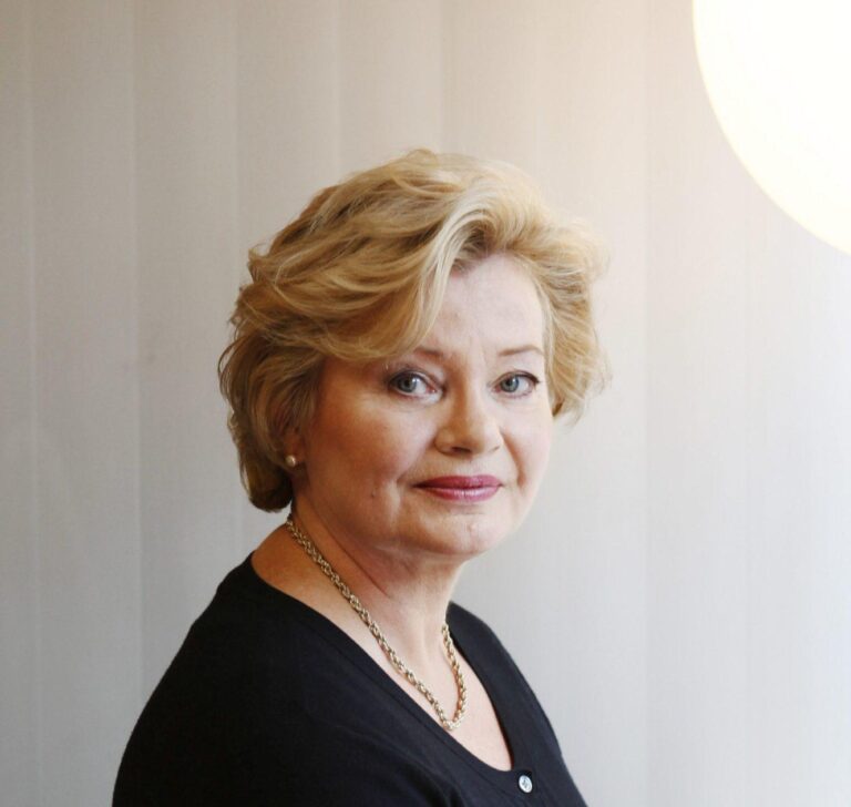 Helena Pesola