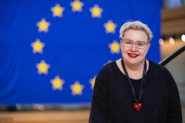 Eurovaaliehdokas Sirpa Pietikäinen kokoomus